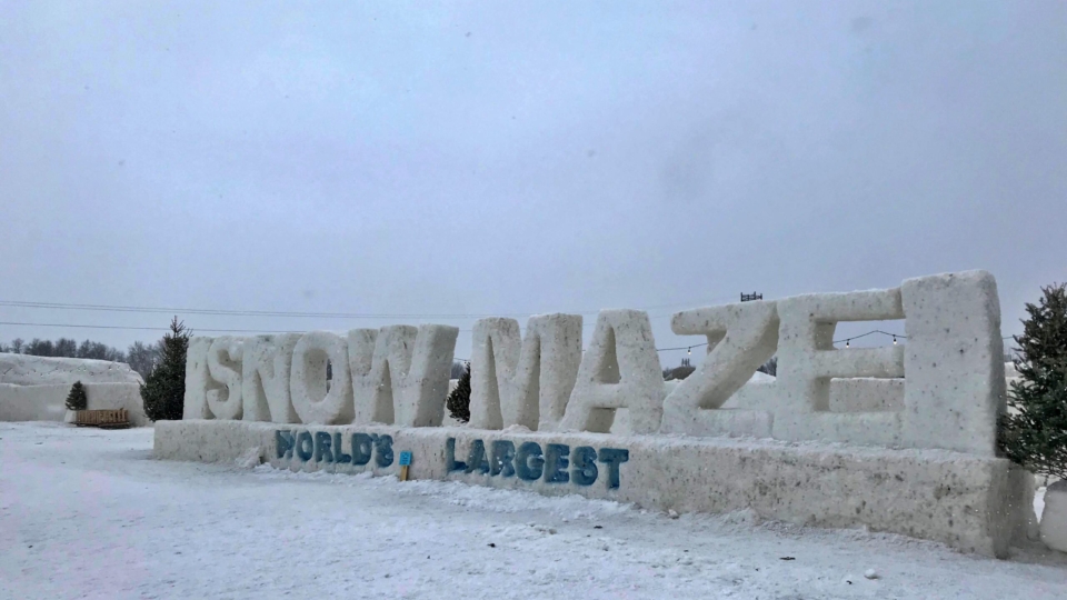 WebOuest Dans le plus grand labyrinthe de neige au monde