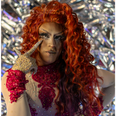 WebOuest Quand le drag nous regarde droit dans les yeux